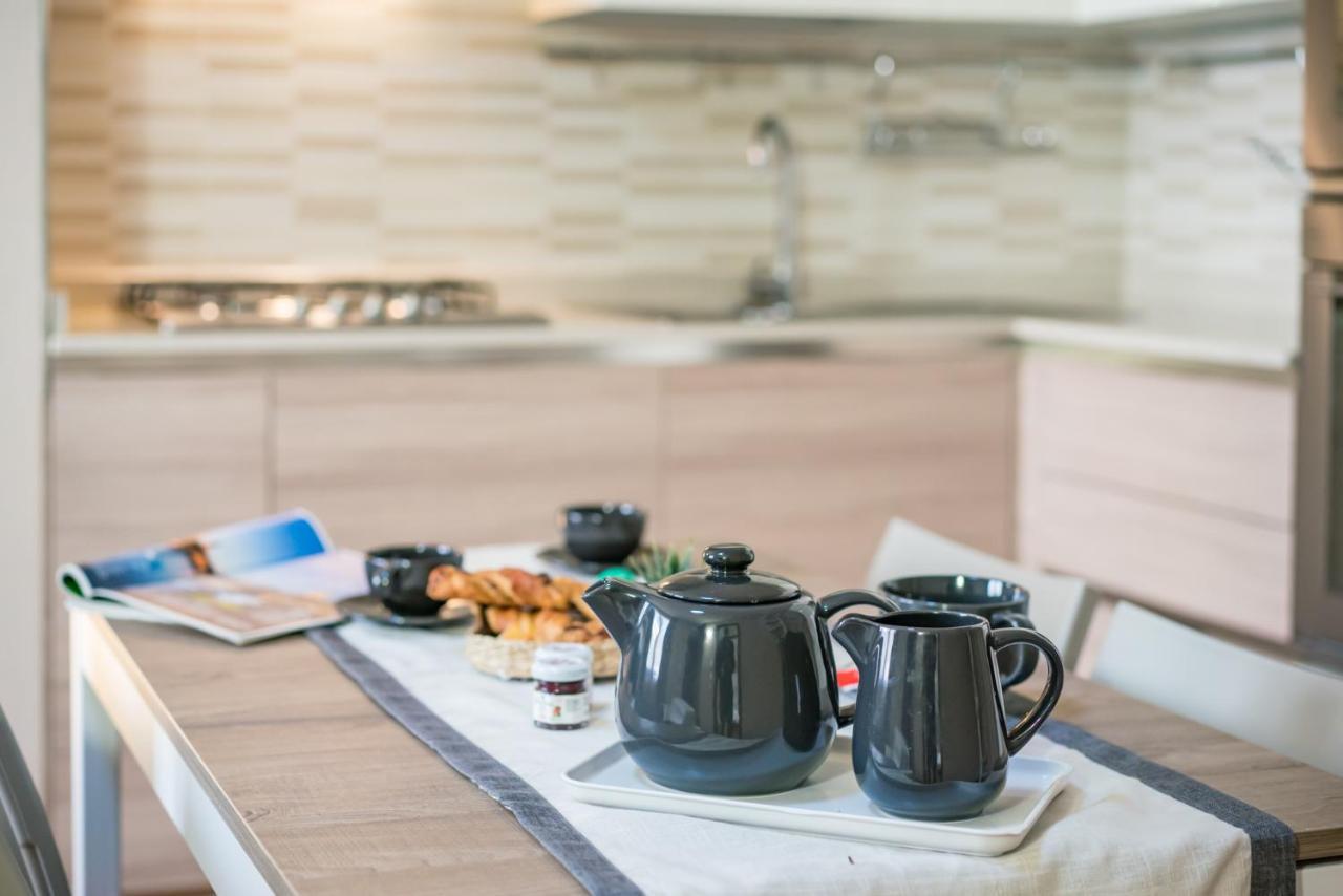 Sirmione Suite Private Terrace Екстер'єр фото