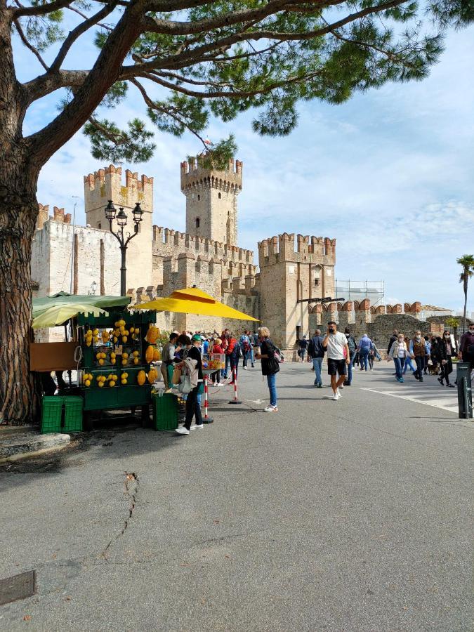 Sirmione Suite Private Terrace Екстер'єр фото