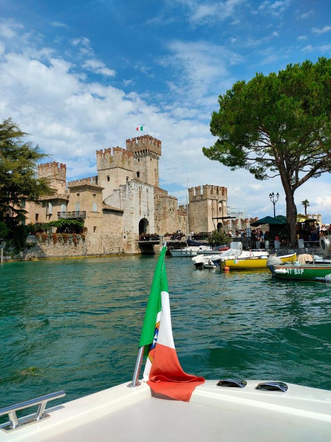 Sirmione Suite Private Terrace Екстер'єр фото
